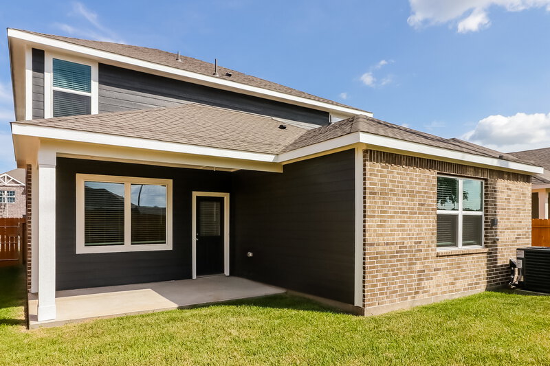 2,215/Mo, 7622 Tipton Meadow Way Richmond, TX 77469 Rear View