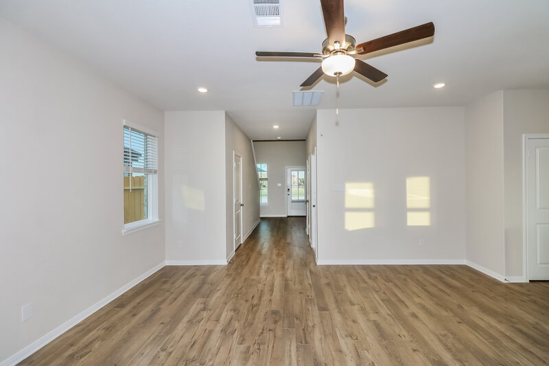 2,260/Mo, 7646 Tipton Meadow Way Richmond, TX 77469 Living Room View