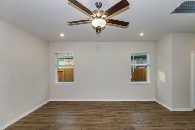 2,260/Mo, 7646 Tipton Meadow Way Richmond, TX 77469 Living Room View 2