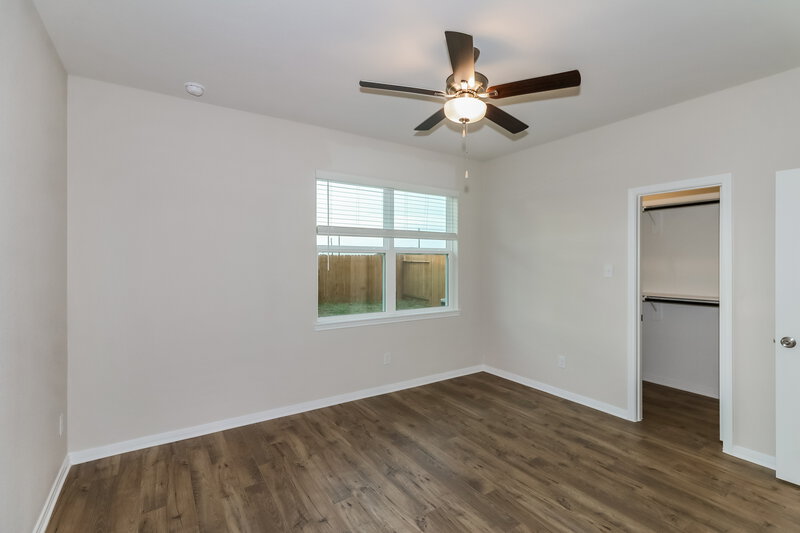 2,260/Mo, 7646 Tipton Meadow Way Richmond, TX 77469 Main Bedroom View