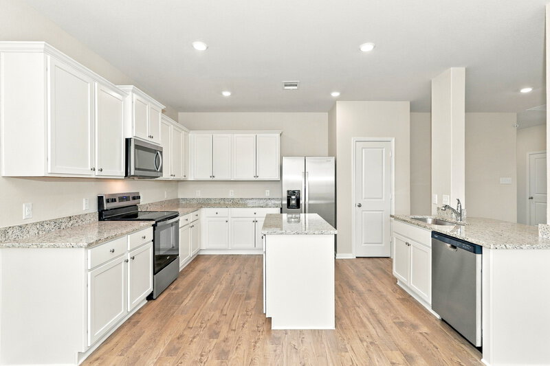 2,260/Mo, 7650 Tipton Meadow Way Richmond, TX 77469 Kitchen View