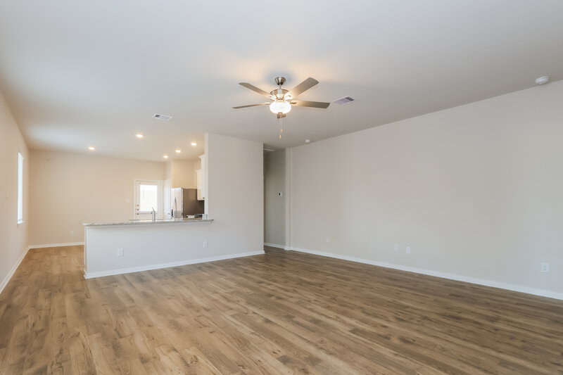 1,535/Mo, 15574 Caramel Springs Dr Conroe, TX 77303 Living Room View