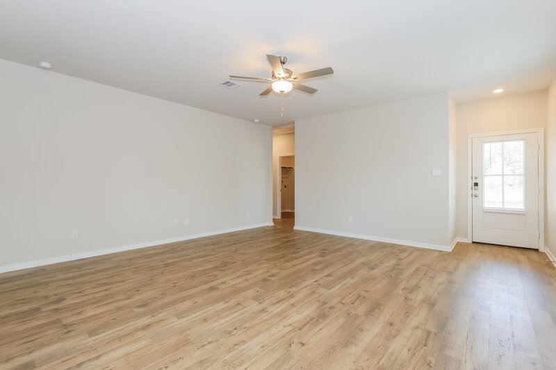 1,535/Mo, 15574 Caramel Springs Dr Conroe, TX 77303 Living Room View 3
