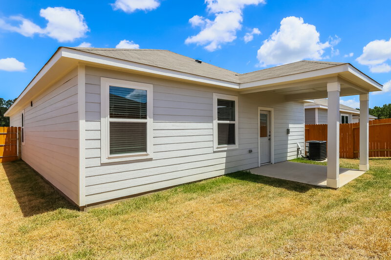 1,535/Mo, 15574 Caramel Springs Dr Conroe, TX 77303 Rear View