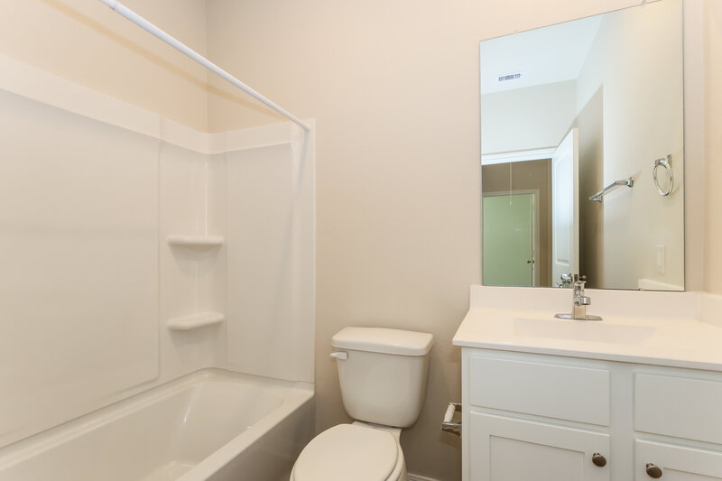 1,580/Mo, 15643 Plum Brook Dr Conroe, TX 77303 Bathroom View