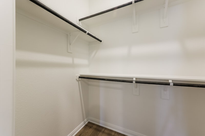 1,520/Mo, 15554 Caramel Springs Dr Conroe, TX 77303 Walk In Closet View