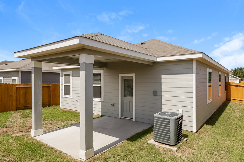 1,520/Mo, 15554 Caramel Springs Dr Conroe, TX 77303 Rear View