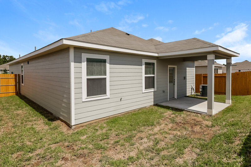 1,520/Mo, 15554 Caramel Springs Dr Conroe, TX 77303 Rear View 2