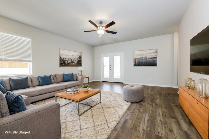 1,720/Mo, 16431 Honeysuckle Hill Dr Conroe, TX 77303 Misc View