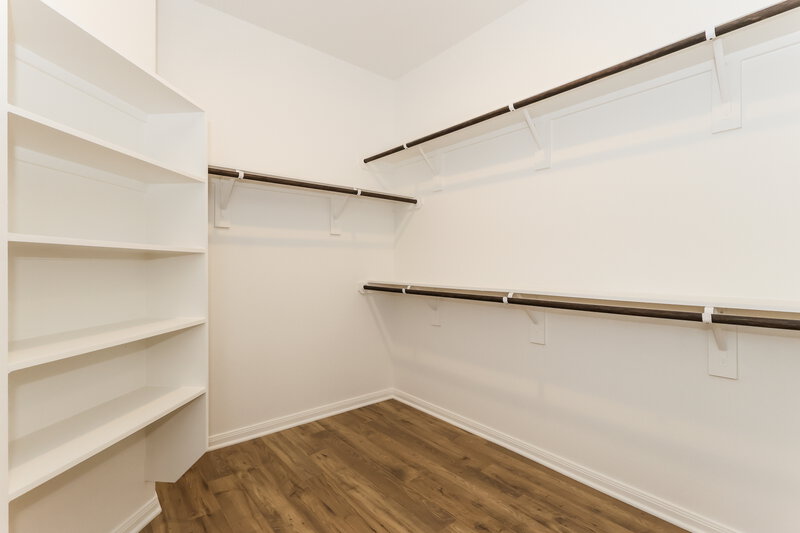 1,690/Mo, 15651 Plum Brook Dr Conroe, TX 77303 Walk In Closet View