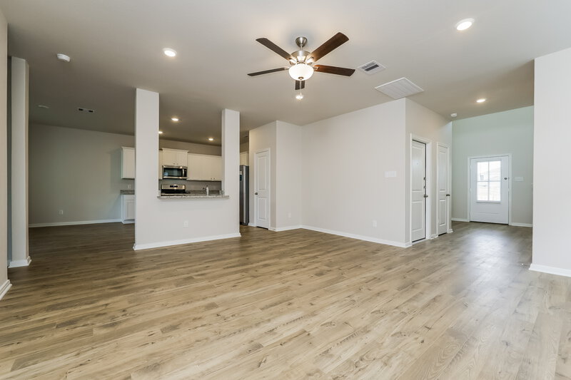 2,035/Mo, 16435 Honeysuckle Hill Dr Conroe, TX 77303 Misc View 3