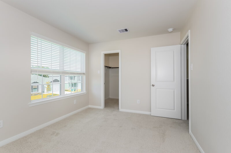 2,035/Mo, 16426 Honeysuckle Hill Dr Conroe, TX 77303 Bedroom View