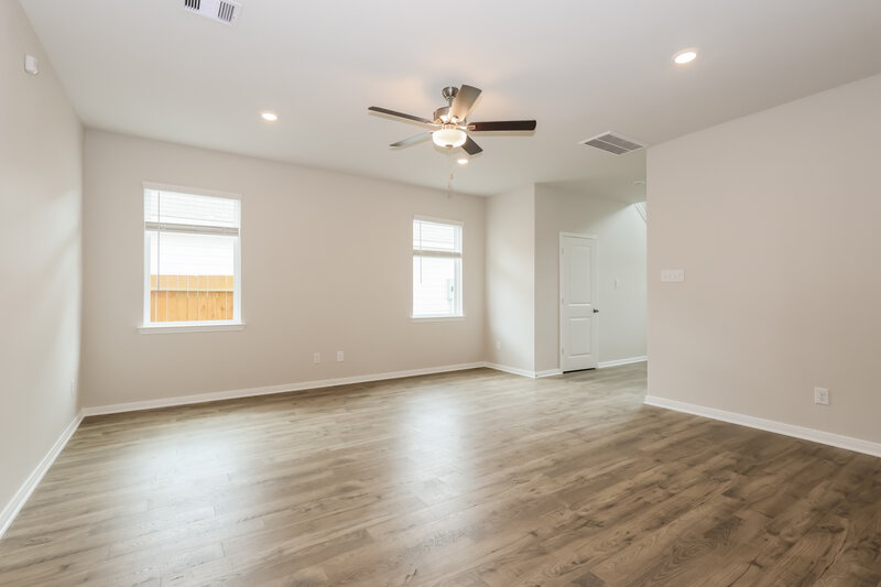 1,975/Mo, 15652 Plum Brook Dr Conroe, TX 77303 Misc View 4
