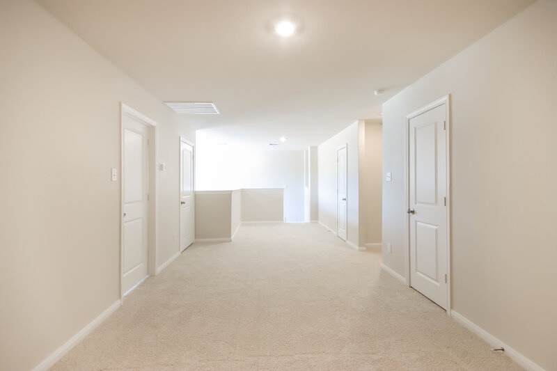1,900/Mo, 15558 Caramel Springs Dr Conroe, TX 77303 Family Room View