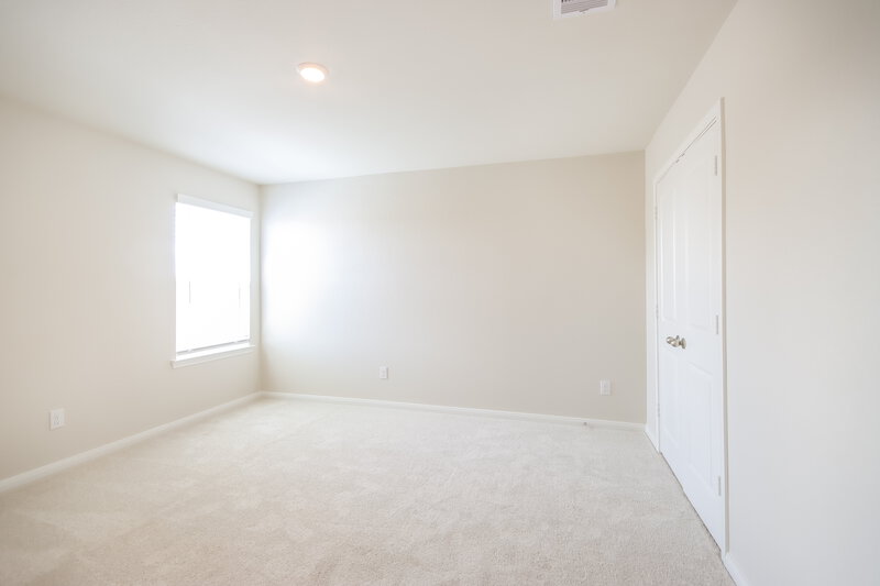 1,900/Mo, 15558 Caramel Springs Dr Conroe, TX 77303 Bedroom View 2