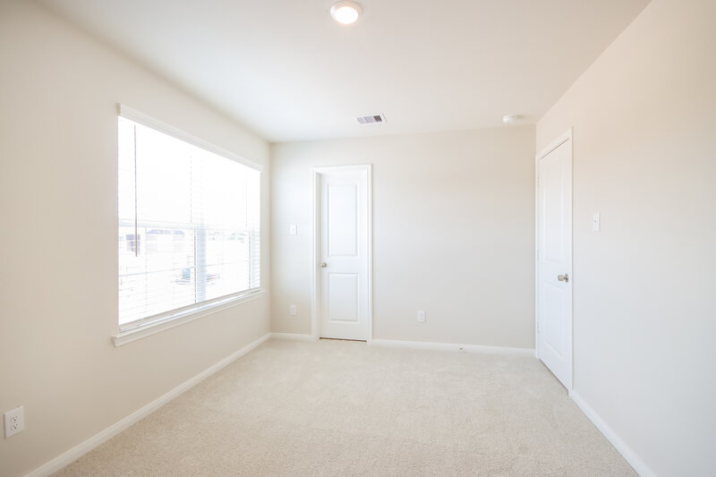 1,900/Mo, 15558 Caramel Springs Dr Conroe, TX 77303 Bedroom View 3