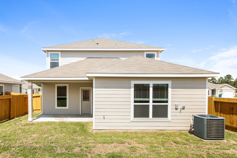 1,900/Mo, 15558 Caramel Springs Dr Conroe, TX 77303 Rear View