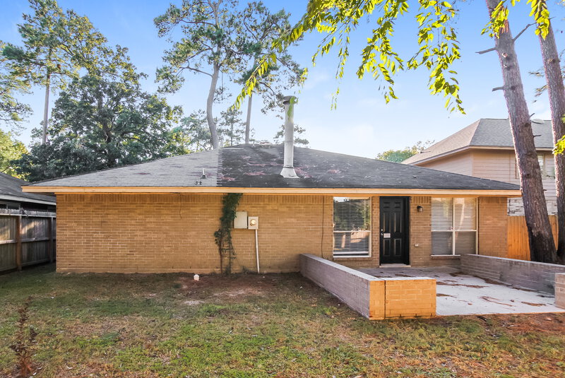 1,870/Mo, 2415 Clear Ridge Dr Kingwood, TX 77339 Rear View