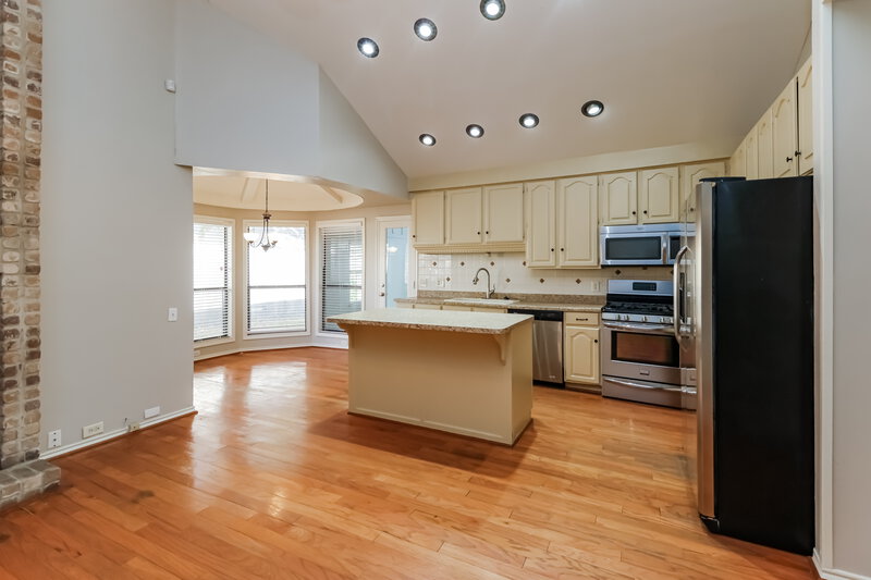 1,925/Mo, 8611 Pines Place Dr Humble, TX 77346 Kitchen View