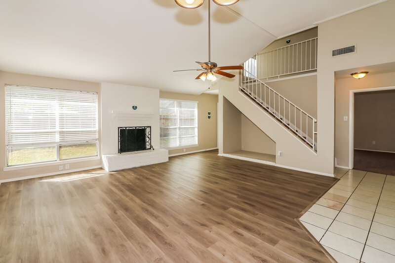 1,945/Mo, 25307 Avery Hill Ln Spring, TX 77373 Living Room View