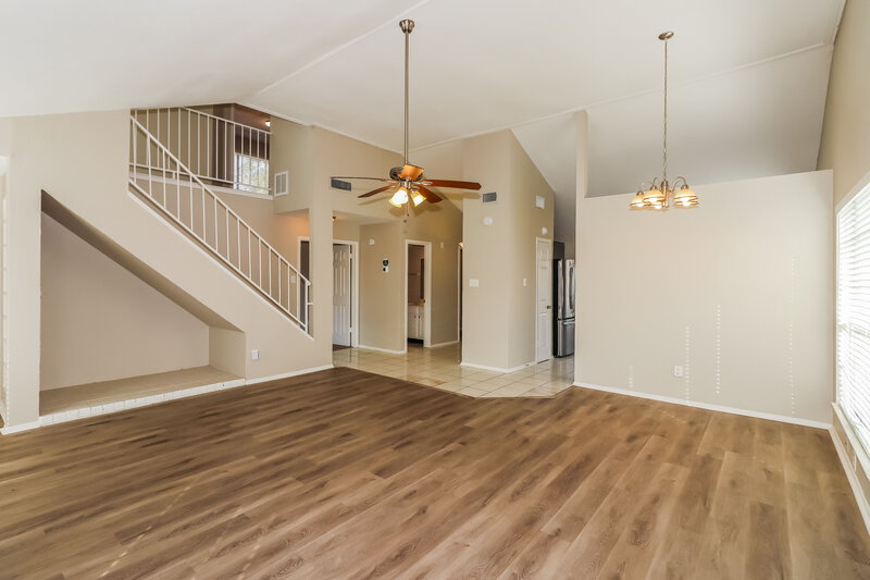 1,945/Mo, 25307 Avery Hill Ln Spring, TX 77373 Living Room View 2