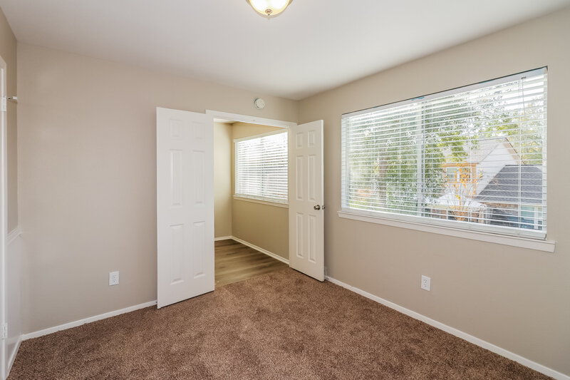 1,945/Mo, 25307 Avery Hill Ln Spring, TX 77373 Bedroom View