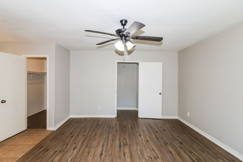 1,665/Mo, 4931 Fitzwater Dr Spring, TX 77373 Main Bedroom View 3