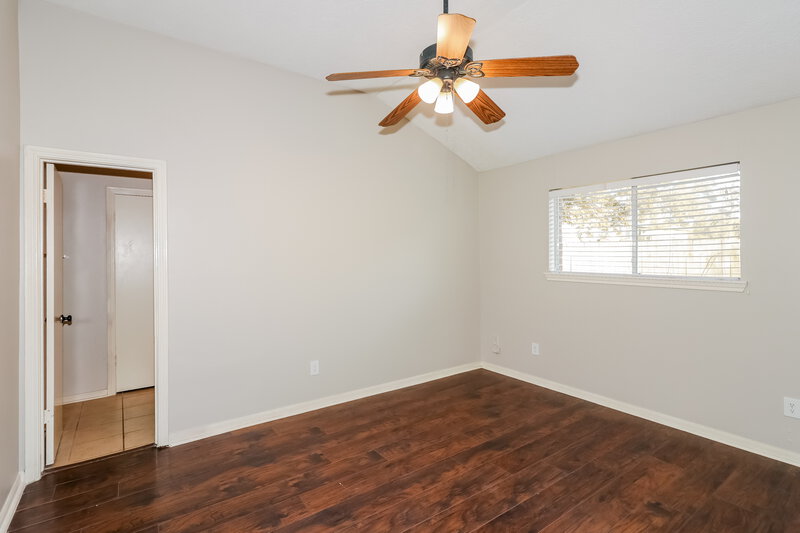 1,640/Mo, 22714 Timber Dust Cir Spring, TX 77373 Main Bedroom View