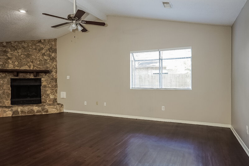 1,970/Mo, 3114 Timberlark Dr Kingwood, TX 77339 Living Room View