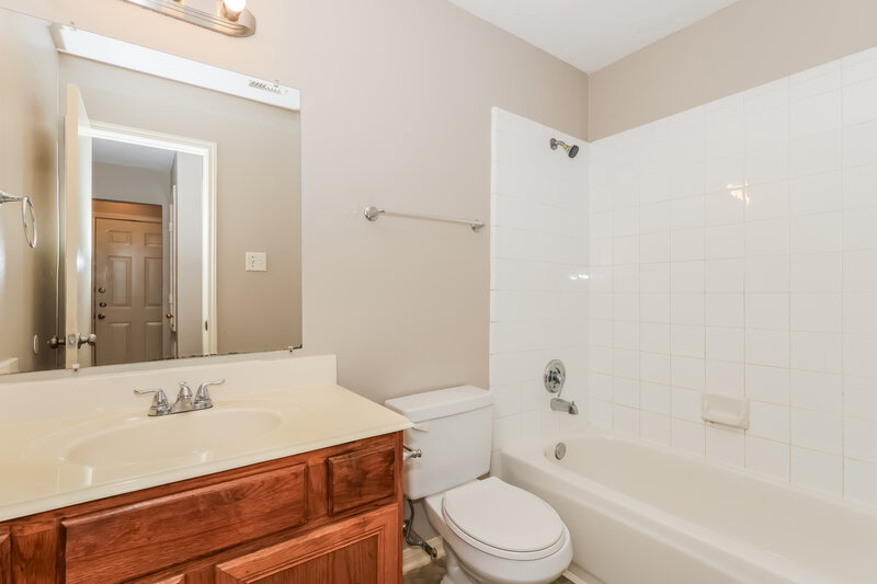 1,665/Mo, 12231 Innisfall Cir Tomball, TX 77377 Bathroom View