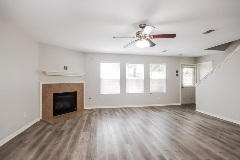 1,925/Mo, 9858 Wing St Conroe, TX 77385 Living Room View