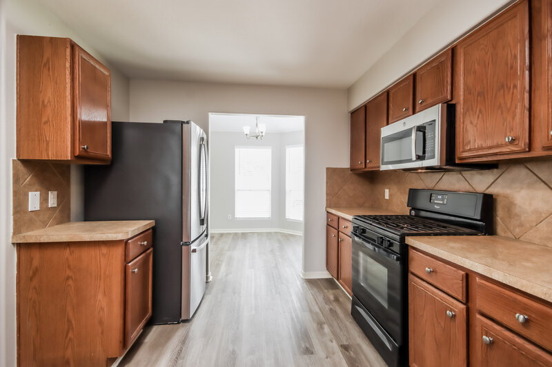 1,925/Mo, 9858 Wing St Conroe, TX 77385 Kitchen View