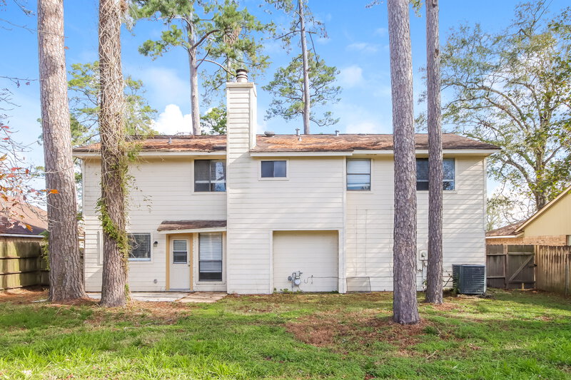 2,105/Mo, 17331 Glenhew Rd Humble, TX 77396 Rear View