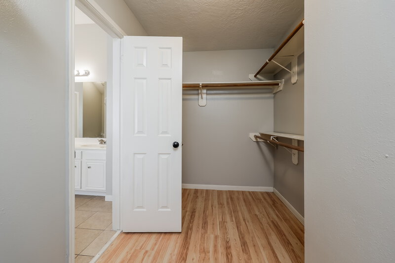2,215/Mo, 18930 Forest Trace Dr Humble, TX 77346 Amenities View
