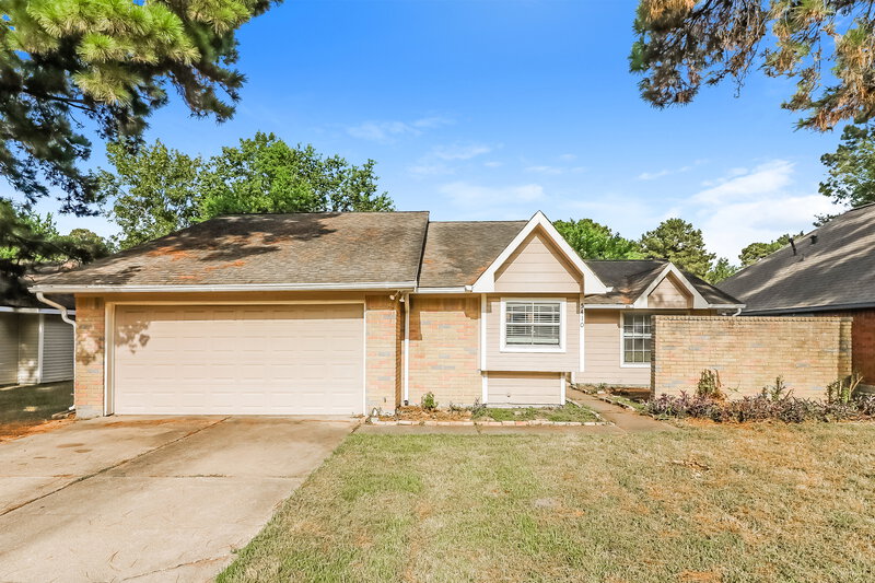 1,720/Mo, 5410 Village Springs Dr Kingwood, TX 77339 External View