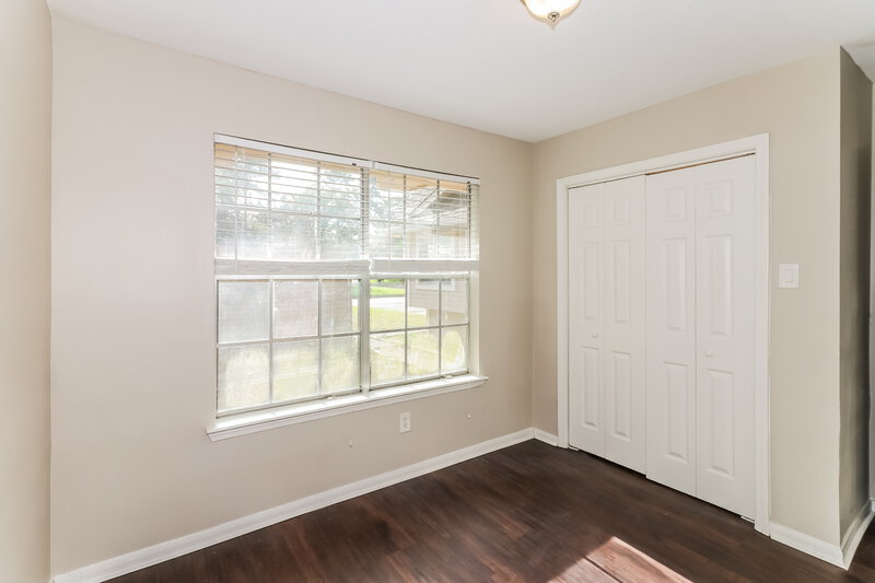 1,720/Mo, 5410 Village Springs Dr Kingwood, TX 77339 Bedroom View 2