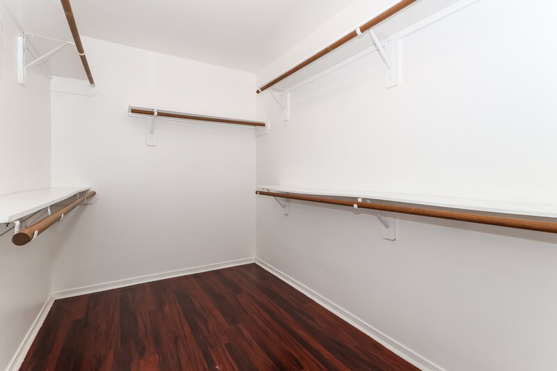 1,795/Mo, 19119 Royal Isle Dr Tomball, TX 77375 Walk In Closet View
