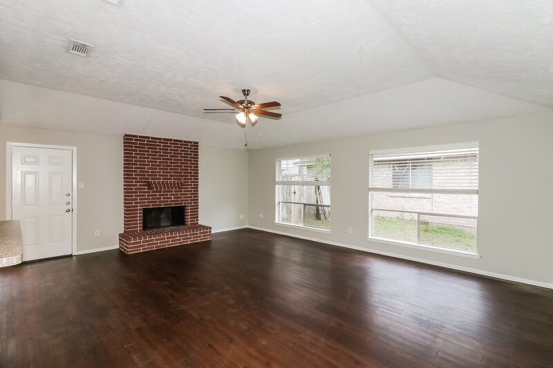 1,765/Mo, 20015 Bishops Gate Ln Humble, TX 77338 Living Room View 2