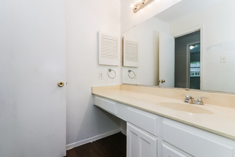 1,765/Mo, 20015 Bishops Gate Ln Humble, TX 77338 Main Bathroom View