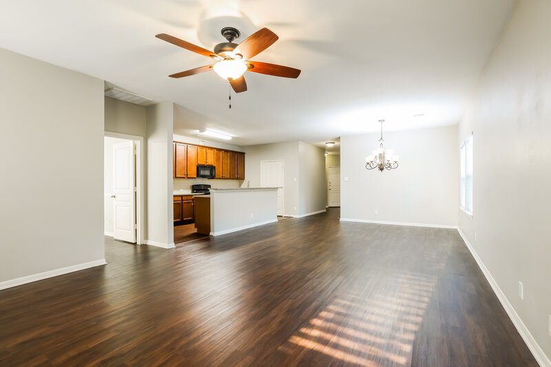2,275/Mo, 24642 Sandusky Dr Tomball, TX 77375 Living Room View