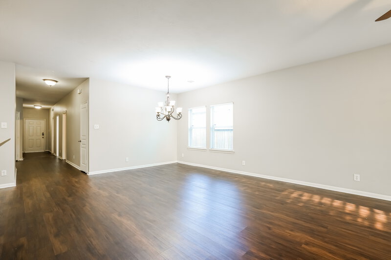 2,275/Mo, 24642 Sandusky Dr Tomball, TX 77375 Dining Room View 2
