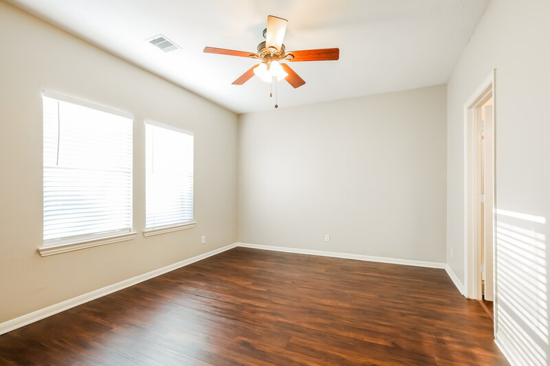 2,275/Mo, 24642 Sandusky Dr Tomball, TX 77375 Main Bedroom View