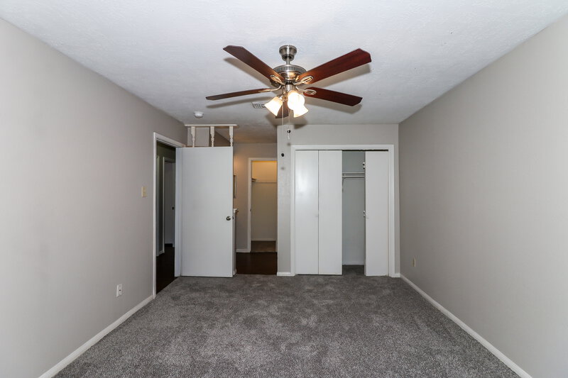1,750/Mo, 6527 La Violetta Dr Houston, TX 77083 Main Bedroom View 2