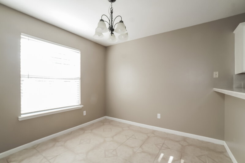 1,800/Mo, 12247 Westlock Dr Tomball, TX 77377 Dining Room View