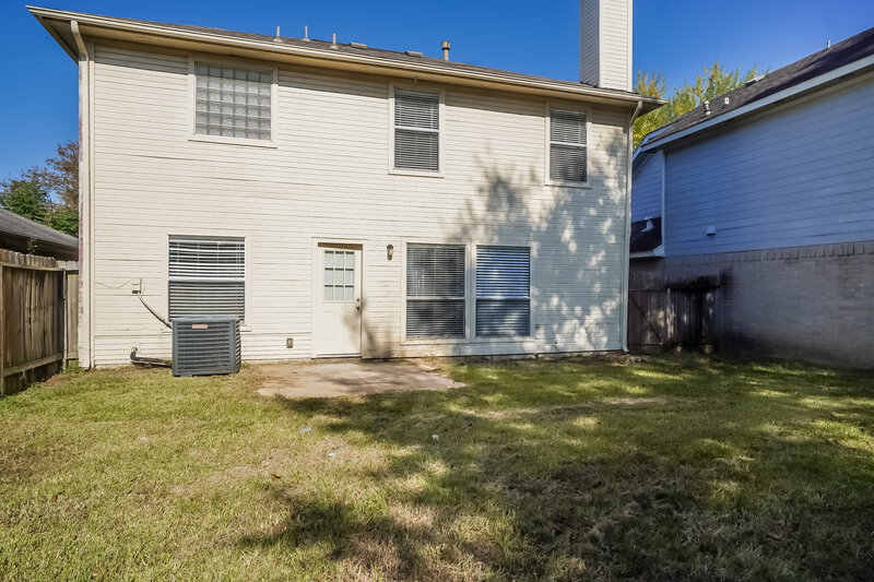 1,800/Mo, 12247 Westlock Dr Tomball, TX 77377 Rear View