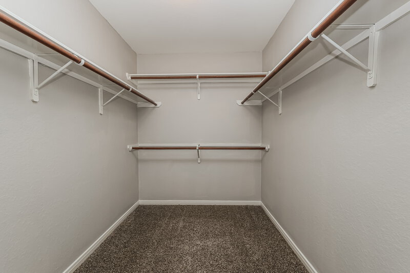 1,900/Mo, 9831 W Jennifer Way Dr Houston, TX 77075 Walk In Closet View
