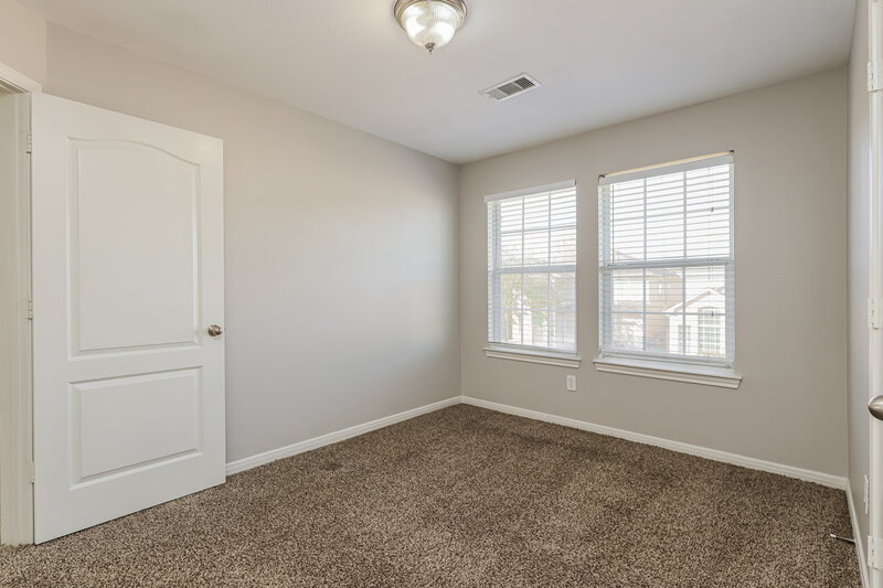 1,900/Mo, 9831 W Jennifer Way Dr Houston, TX 77075 Bedroom View 2