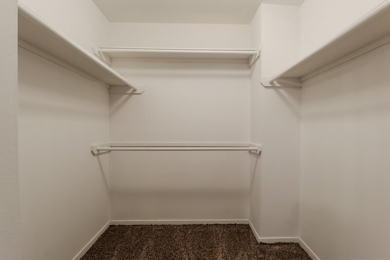 2,050/Mo, 18415 Willow Moss Dr Katy, TX 77449 Walk In Closet View