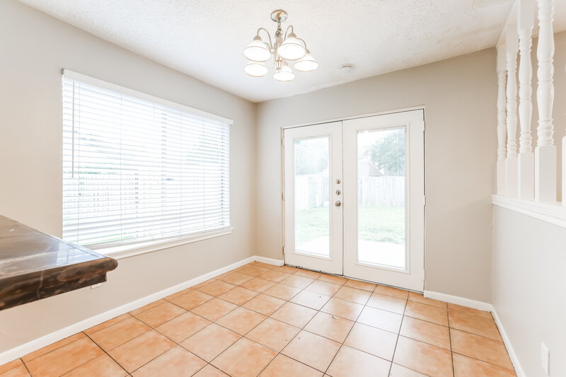 1,940/Mo, 9811 Churchill Way Dr Houston, TX 77065 Dining Room View
