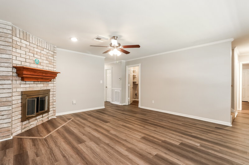 2,125/Mo, 25226 Tuckahoe Ln Spring, TX 77373 Living Room View